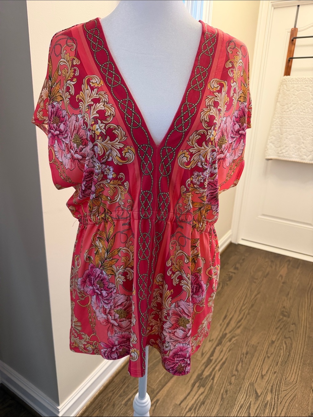 Boston Proper Coral Floral V-Neck Tunic